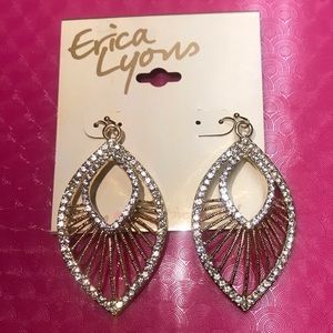 Érica Lyons Earrings❣️